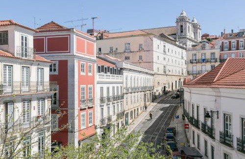 Santa Catarina Apartment | Central Spacious Apartment in Lisbon