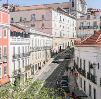 Santa Catarina Apartment | Central Spacious Apartment in Lisbon