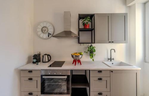 NoLo Apartment | Central Station-Duomo - 3 Bedrooms With Jacuzzi