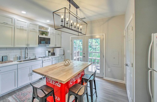 Central House | Central Townhome < 4 Mi to Clemson University