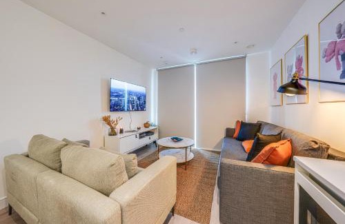 Alperton Apartment | Central Wembley 2br Modern, Specious & Connected
