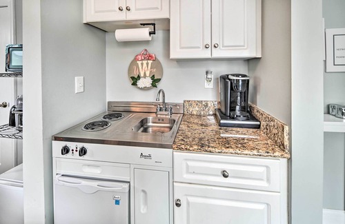 Carolina Forest Apartment | Centrally Located Studio w/Pool in Myrtle Beach