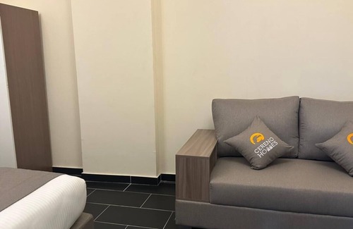 Kokomlemle Hotel | Cereno Homes Accra