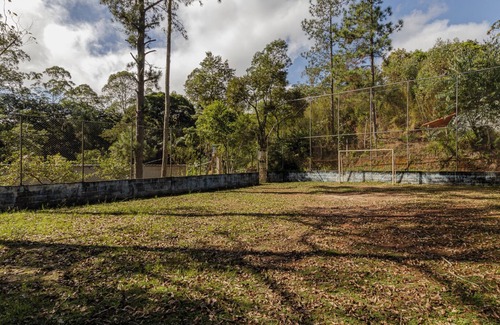 Suzano House | Chácara c wifi, churrasq, pisc, lazer,pet friendly