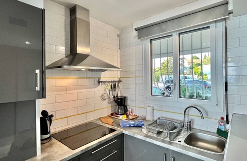 Cannes La Bocca Apartment | Château de la mer 1