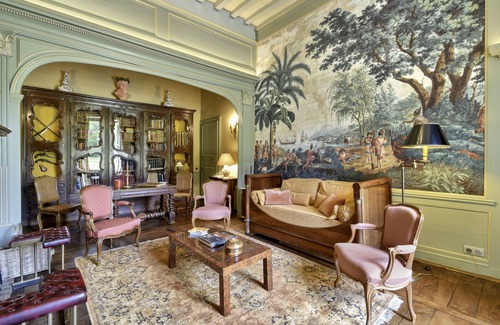 Mordelles Bed & Breakfast | Château de la Villedubois