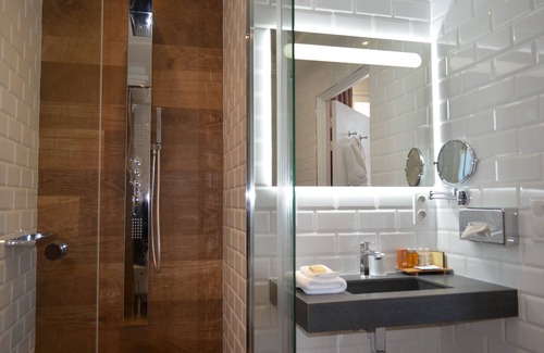 Commes Hotel | Château La Chenevière