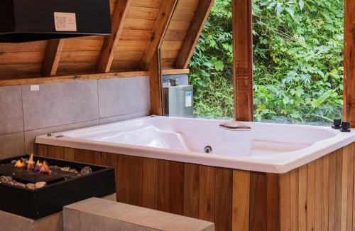 Itapecerica da Serra Cabin | Chalés, Cabanas e Suites - Espaços românticos na natureza