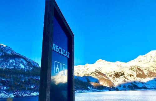 Le Villaret du Nial Ski Chalet | Chalet 1728 - La Reculaz - 2 minutes from Val D'isere by free shuttle bus