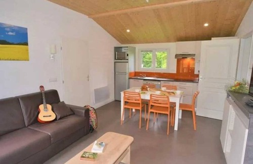 Merdrignac Ski Chalet | Chalet 3 étoiles - Piscine - eehaed