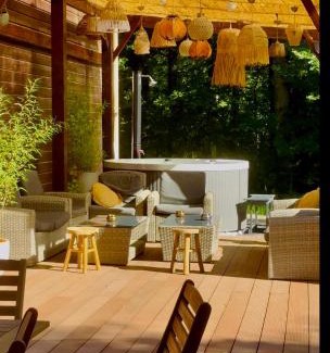 La Selle-en-Hermoy Ski Chalet | Chalet Acacia au calme 1h30 de Paris