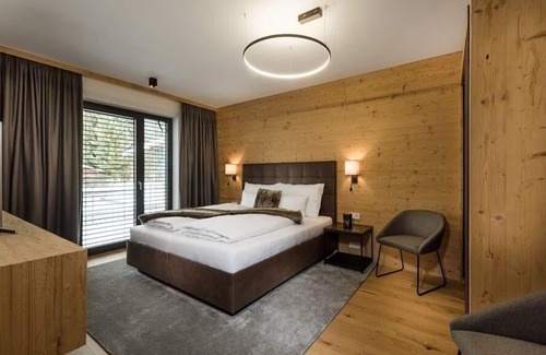 Kitzbuehel Condo | Chalet Alpine Jewel