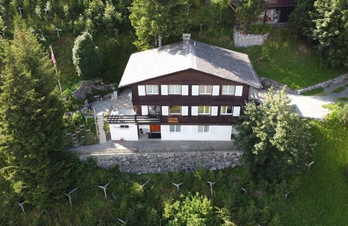 Murren Apartment | Chalet Böbs 4-bed flat on the ground floor