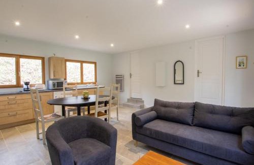 Saint-Pompont House | Chalet bois intime avec Wifi, piscine partagée, à 1 km de St Pompont - FR-1-616-429