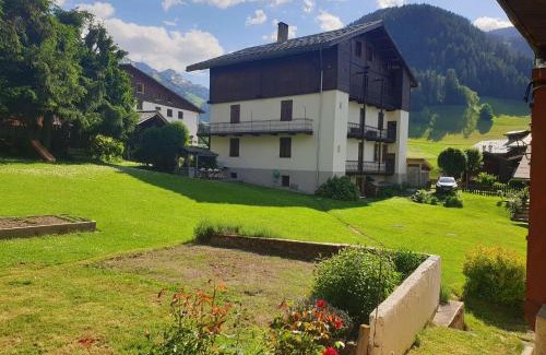 Areches House | Chalet cosy pour 2-3 pers. avec jardin au cœur du village, à 5 min du ski et proche des commerces - FR-1-342-274