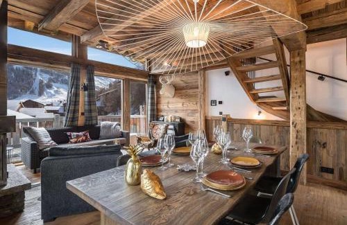 Val-d'Isere Ski Chalet | Chalet de Luxe à Val d'Isère avec Jacuzzi et Hammam - FR-1-567-8