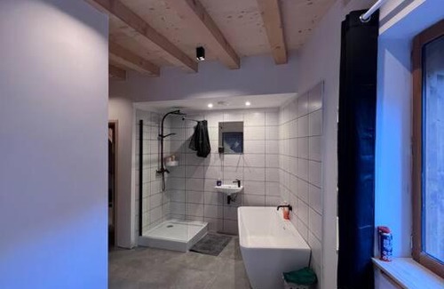 Les Varcins Ski Chalet | Chalet Des Legendes