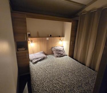 Sorbo-Ocagnano Other | Chalet en camping bord de mer