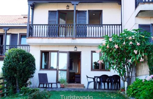 San Vicente de la Barquera House | Chalet Las Calzadas - Jardín, parking y vistas increíbles