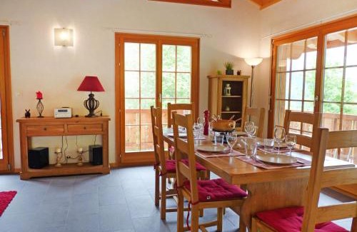 Chamoson Ski Chalet | Chalet Helene by Interhome