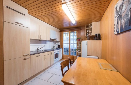 Fluehli Ski Chalet | Chalet "Kreuzbuche" with a view of the mountains