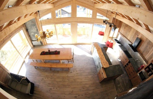 Les Brevieres Ski Chalet | Chalet La Fontanette, Sauna, Jacuzzi, 300 m from the slopes.