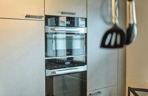 Martinsheim Ski Chalet | Chalet 'Near Marktbreit' with Private Terrace, Private Garden and Wi-Fi