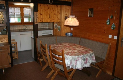 Leuk Ski Chalet | Chalet Oase Upper Apartment