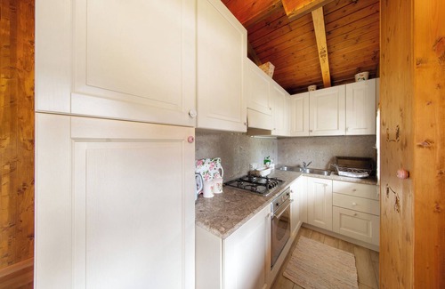 Forno di Zoldo Ski Chalet | Chalet 'Orserose I Ciodi' with Mountain View, Shared Terrace and Wi-Fi