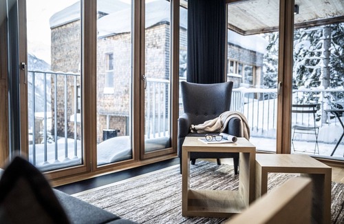 Großdorf Ski Chalet | Chalet resort in Kals am Großglockner