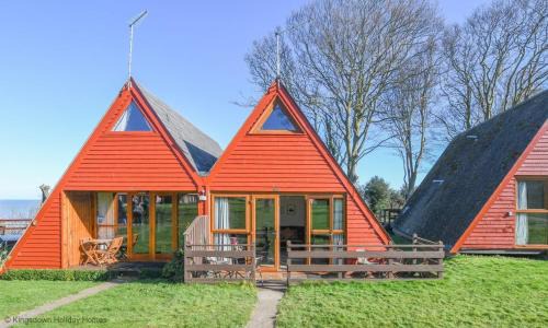 Martin House | Chalet Seventeen