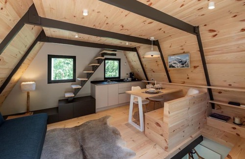 Cesana Torinese Ski Chalet | Chalet Tir Longë