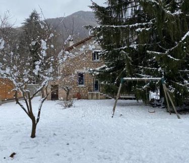 Vebre Ski Chalet | CHALET Tout Confort Proche d AX 3 Domaines