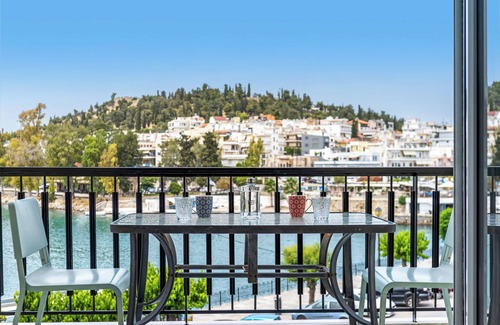 Chalcis Apartment | Chalkida sea overview marvellous apartment for 6!