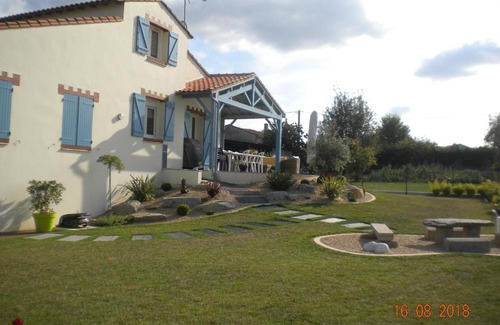 Saint-Christophe-la-Couperie Bed & Breakfast | Chambres d'hôtes au coeur du vignoble