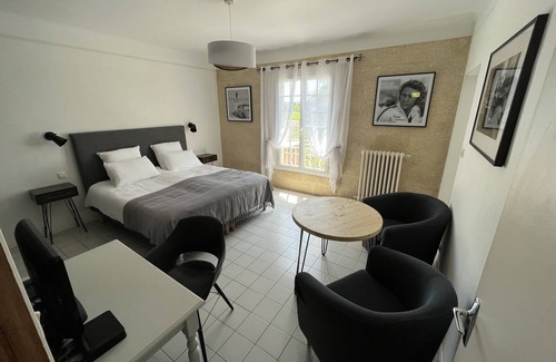 Saint-Quentin-la-Poterie Bed & Breakfast | Chambre Dhôtes Steve Mcqueen, 2 Personnes, à 2 pas D'uzès