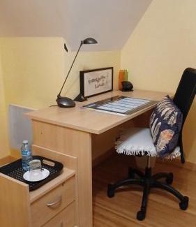 Le Rheu House | Chambre chez l'habitant vue sur jardin, parking