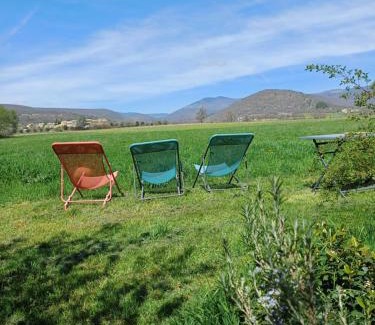 Ongles Bed & Breakfast | chambre dans ferme provençale
