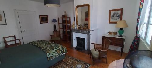 Chateauneuf-sur-Charente Bed & Breakfast | Chambre d'hôte AMELIE