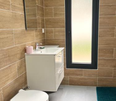 Chambray-les-Tours House | Chambre indépendante RDC avec SdB, WC et parking