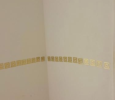 Montereau-Fault-Yonne House | Chambre pinsel