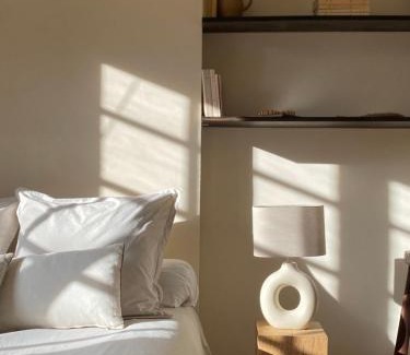 Grayan-Et-L'Hopital House | Chambre privée à La Figulina