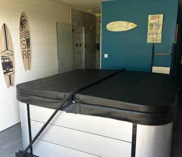 Louplande House | Chambre privative avec spa