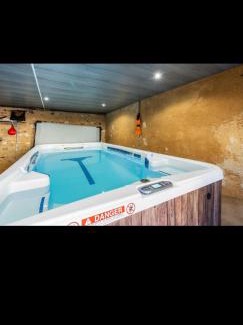 Ecommoy Bed & Breakfast | Chambres 4 épis gite de France à Ecommoy KVS près du Mans et de son circuit mytique