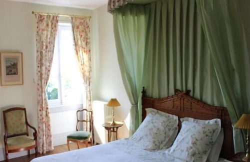 Thure House | Chambres d'hôtes - Château de la Plante