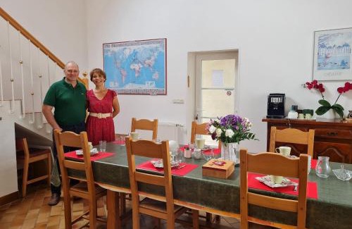 Cravant Bed & Breakfast | Chambres d'hôtes rénovées près des châteaux de la Loire avec expérience ULM possible - FR-1-590-309