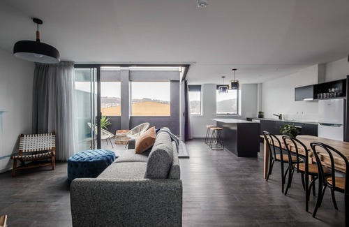 Launceston CBD Apartment | Change Overnight