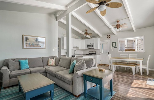 North Ocean City House | Channel Buoy Rd, 3 bed/2 bath Canal front Single family home in uptown OCMD