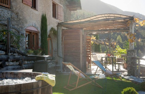 La Roche-de-Rame House | Character building in old country house cozy atmosphere.