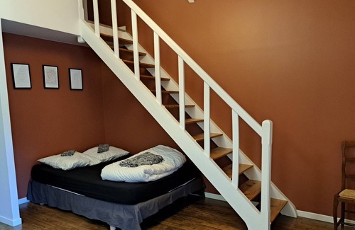 Vivonne House | Character house by the river - Vivonne Center